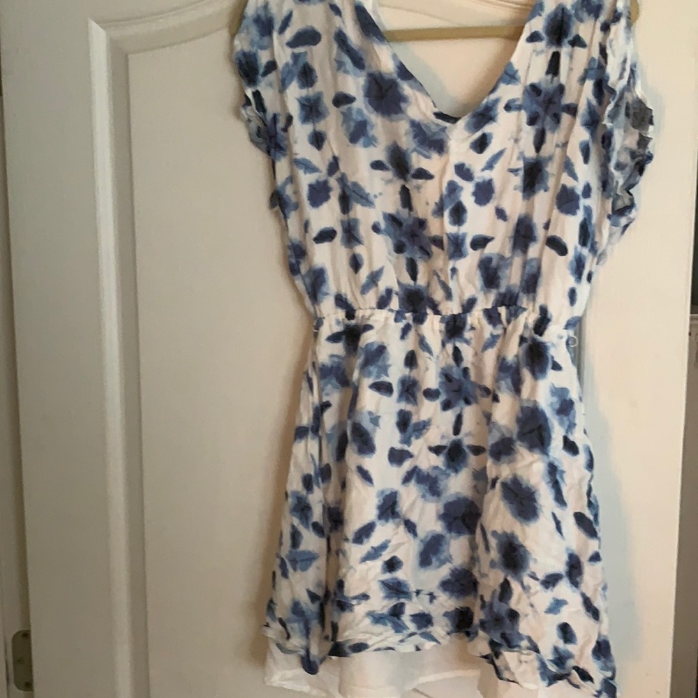 Blue and White printed dress with flutter sleeves